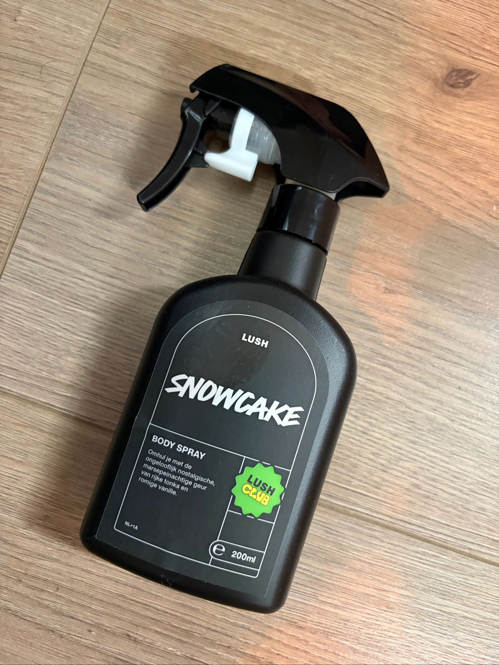 Lush Snowcake bodyspray 